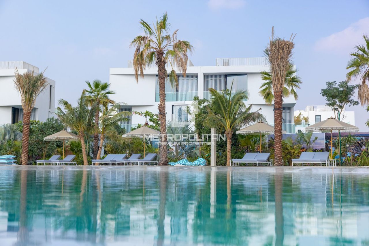 Townhouse a Dubai, EAU, 459 m² - foto 13