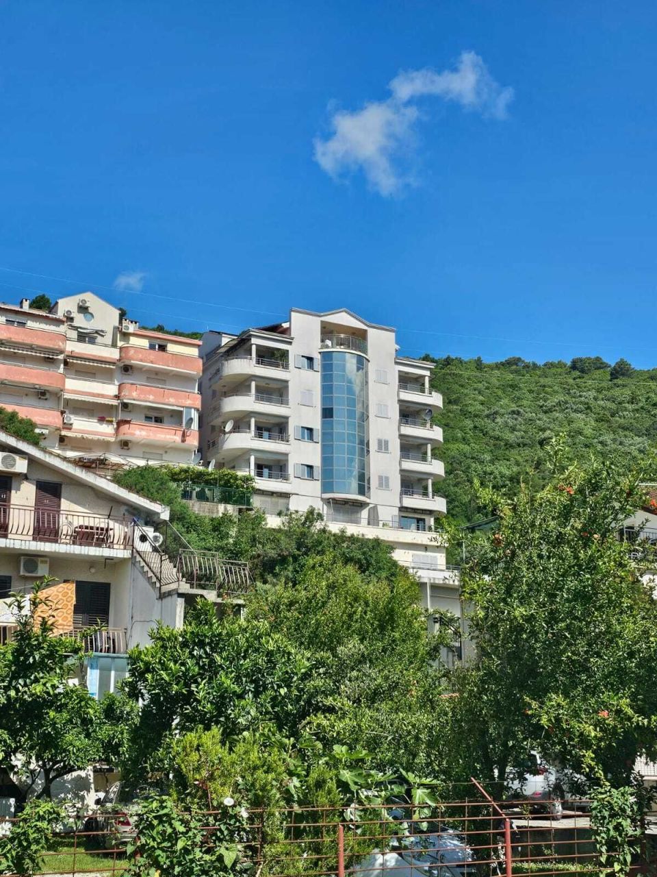 Appartement à Budva, Monténégro, 100 m² - image 1