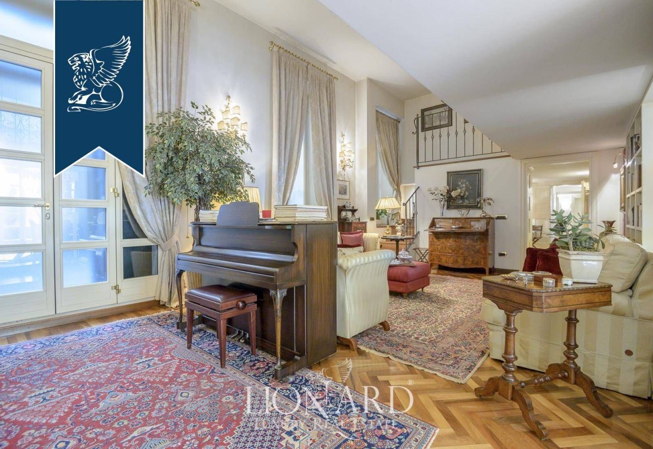 House in Milan, Italy, 380 m² - picture 3