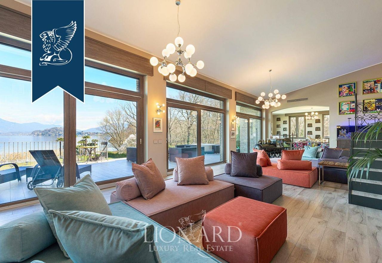 Villa a Ranco, Italia, 900 m² - foto 6