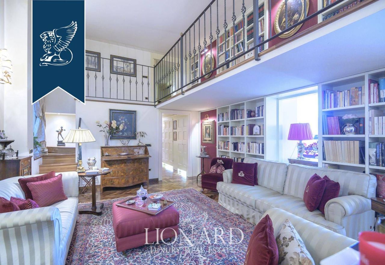 House in Milan, Italy, 380 m² - picture 8