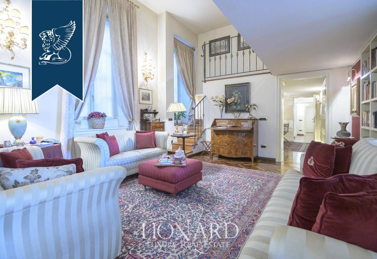 House in Milan, Italy, 380 m² - picture 9