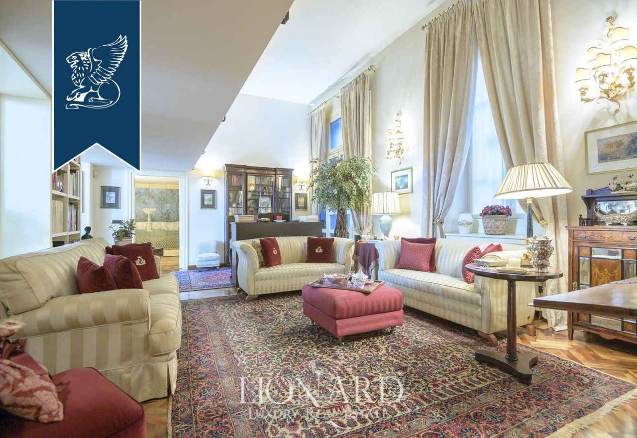 House in Milan, Italy, 380 m² - picture 10