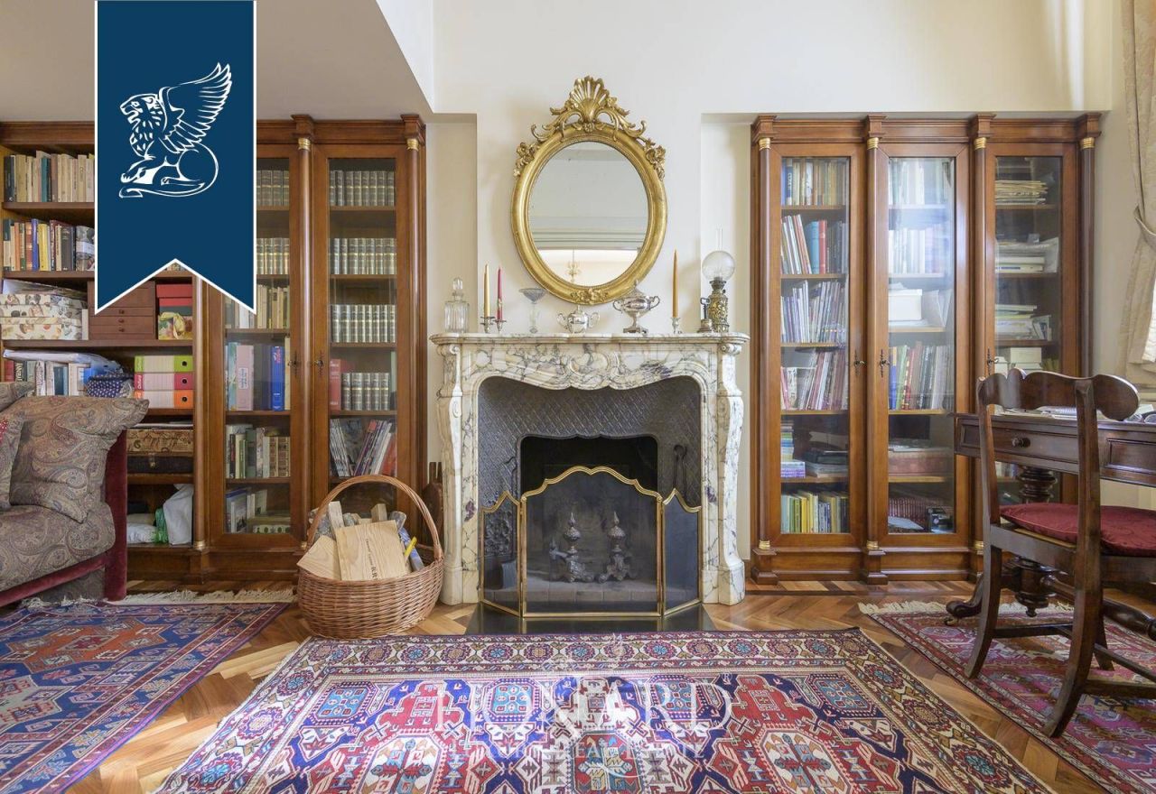 House in Milan, Italy, 380 m² - picture 17