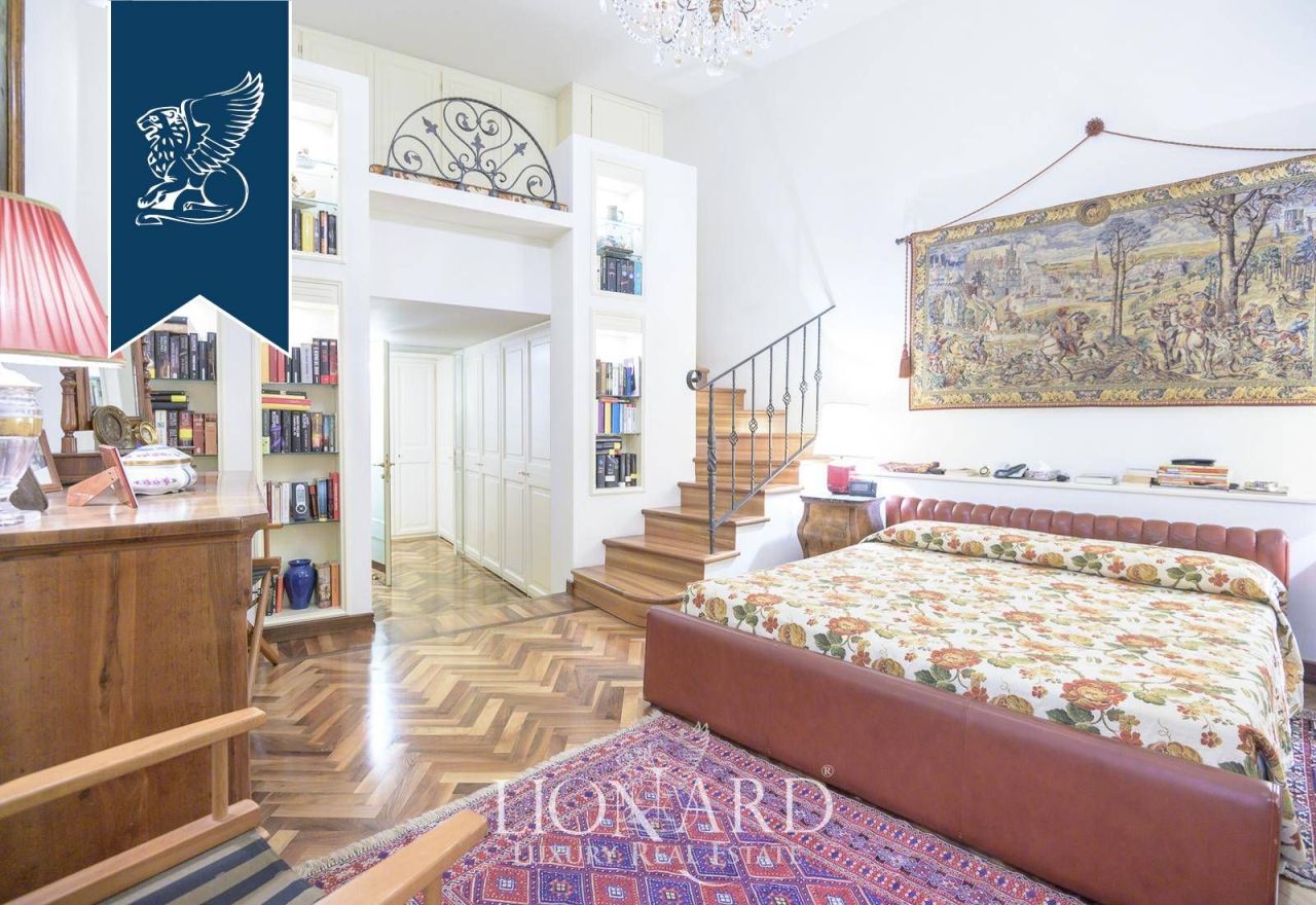 House in Milan, Italy, 380 m² - picture 19