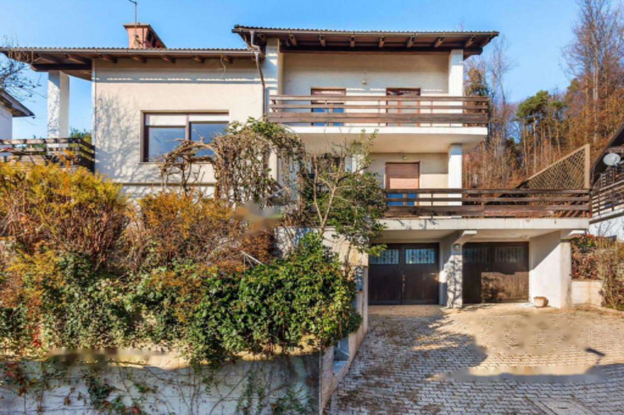 Casa en Liubliana, Eslovenia, 346 m² - imagen 1