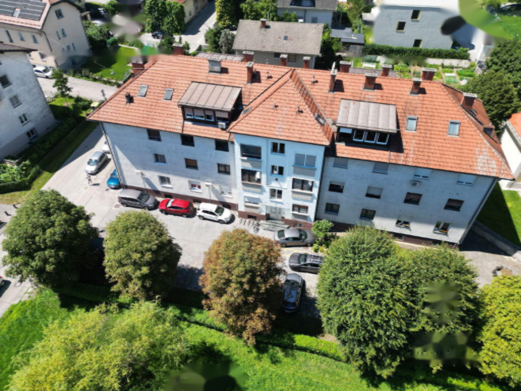 Ufficio a Lubiana, Slovenia, 65 m² - foto 1