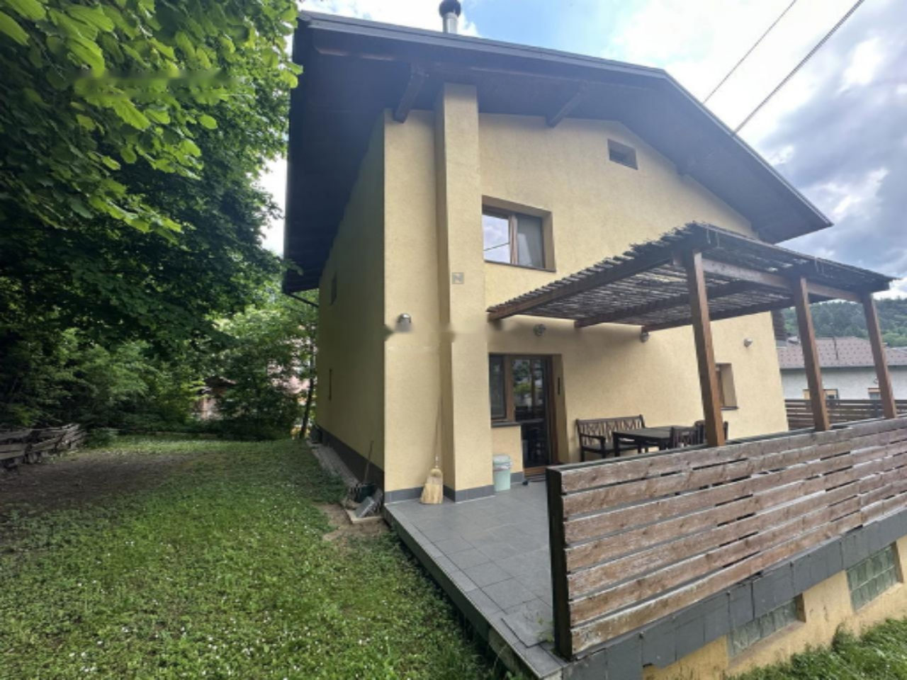 Haus in Ljubljana, Slowenien, 276 m² - Foto 1