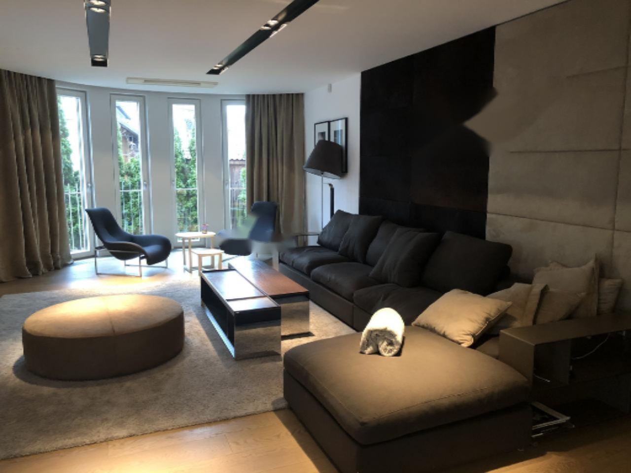 House in Ljubljana, Slovenia, 489 m² - picture 1