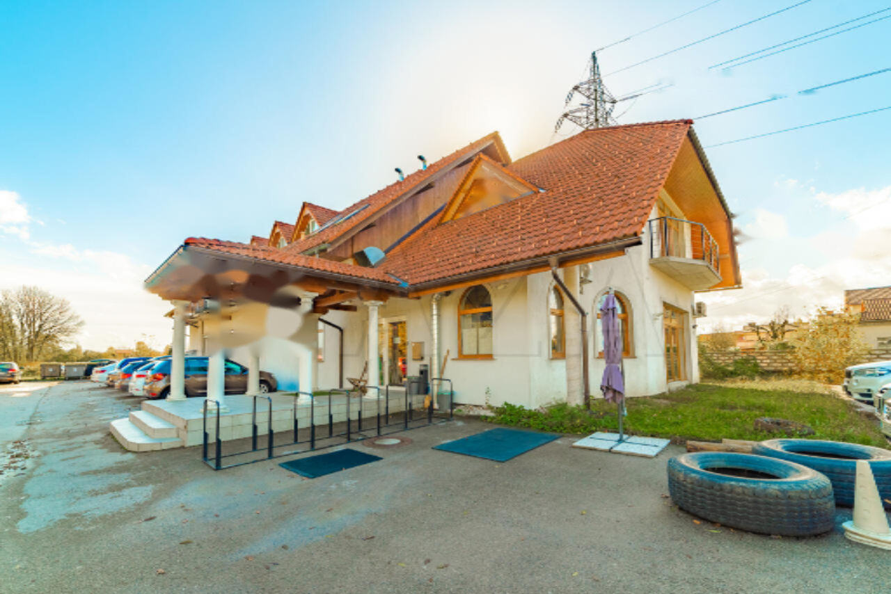 Ufficio a Lubiana, Slovenia, 1 041 m² - foto 1