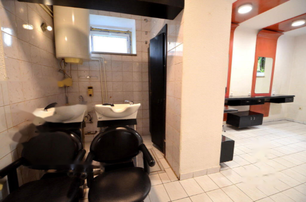 Oficina en Liubliana, Eslovenia, 65 m² - imagen 9