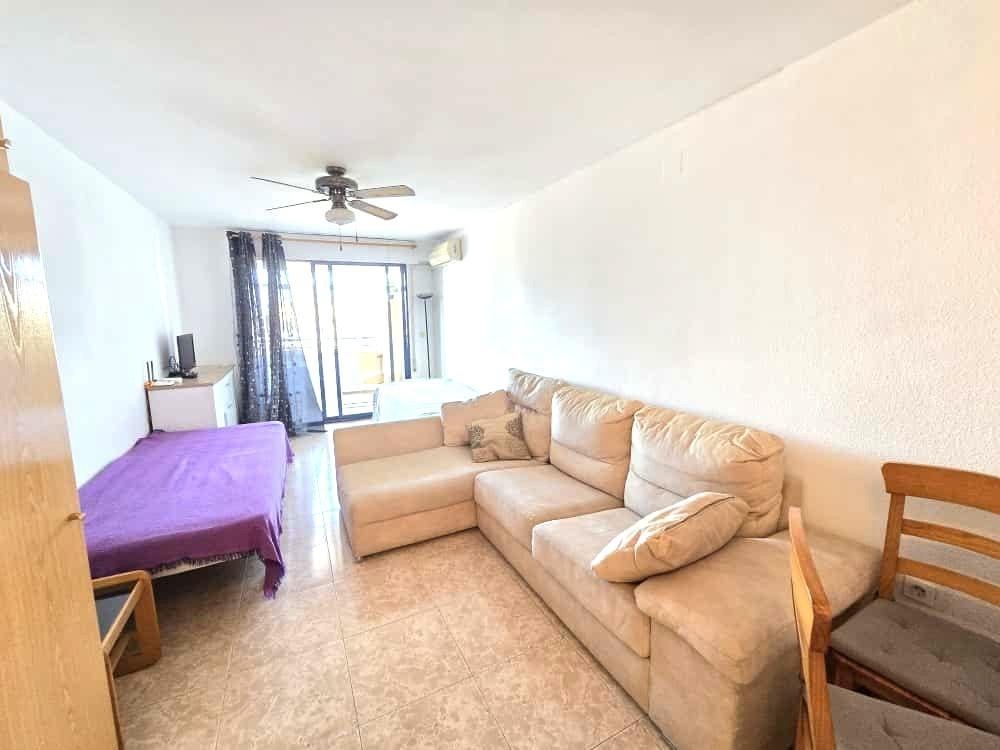 Flat on Costa Blanca, Spain, 37 m² - picture 5