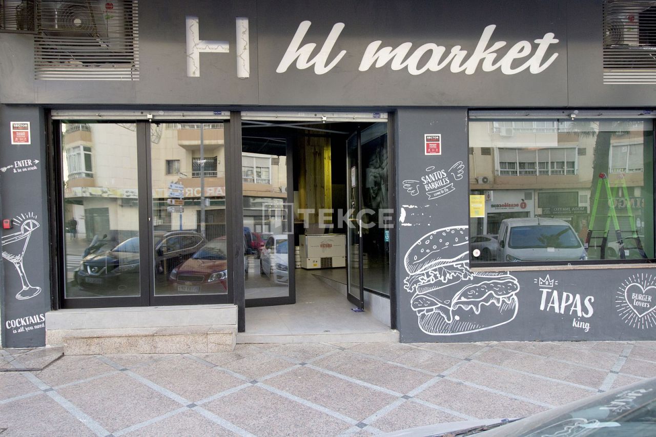 Cafetería, restaurante en Torremolinos, España, 276 m² - imagen 2