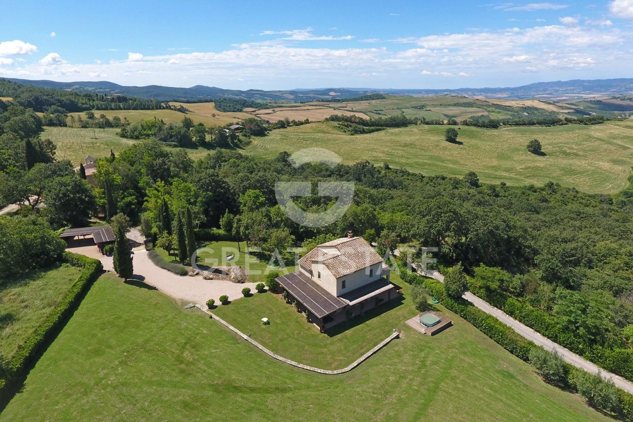Maison San Casciano dei Bagni, Italie, 213.6 m² - image 1