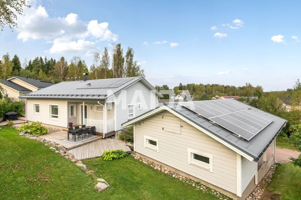 Casa en Riihimaki, Finlandia, 119 m² - imagen 1