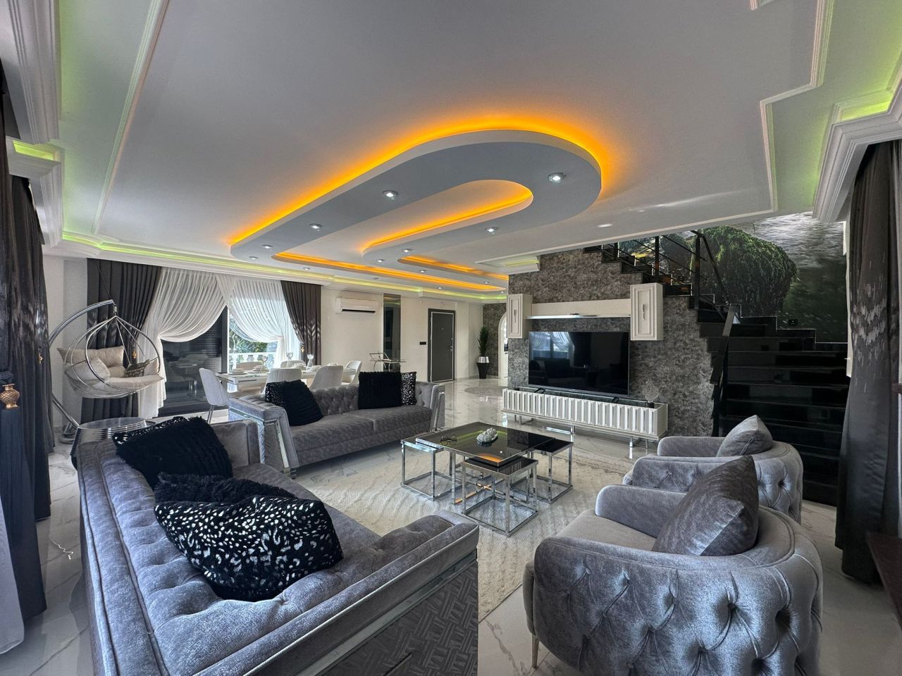 Villa in Alanya, Turkey, 270 m² - picture 1