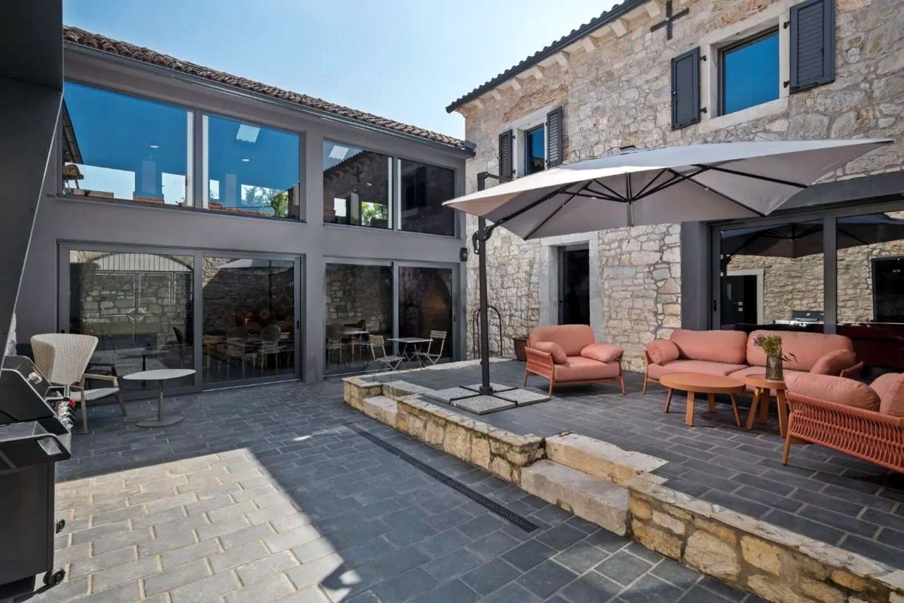 Villa in Porec, Croatia, 350 m² - picture 9