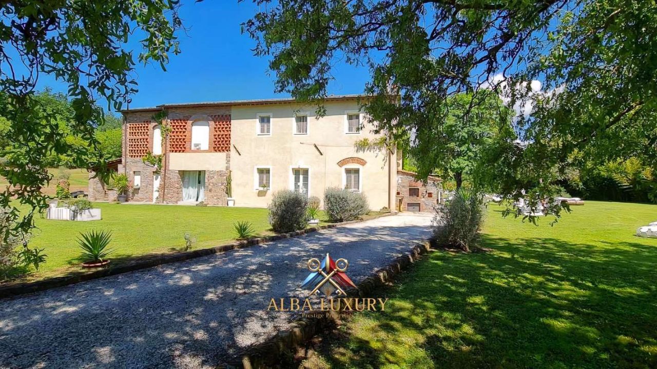 Villa in Lucca, Italy, 500 m² - picture 11