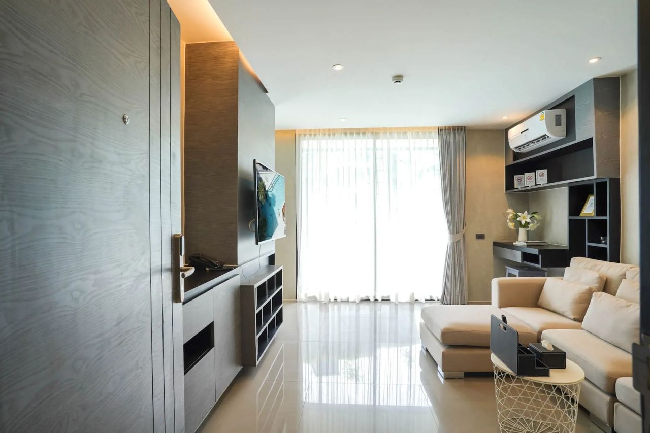 Apartment in Phuket, Thailand, 55.8 m² - picture 2