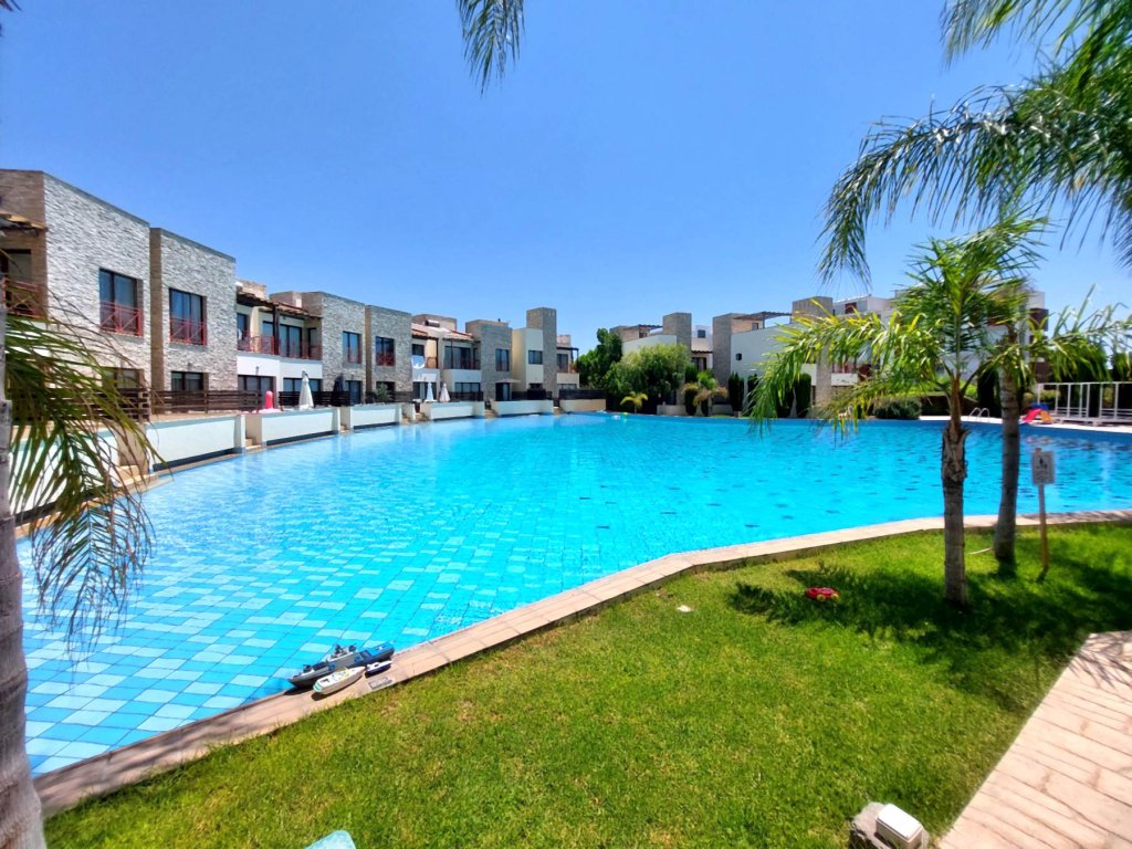 Flat in Limassol, Cyprus, 110 m² - picture 1