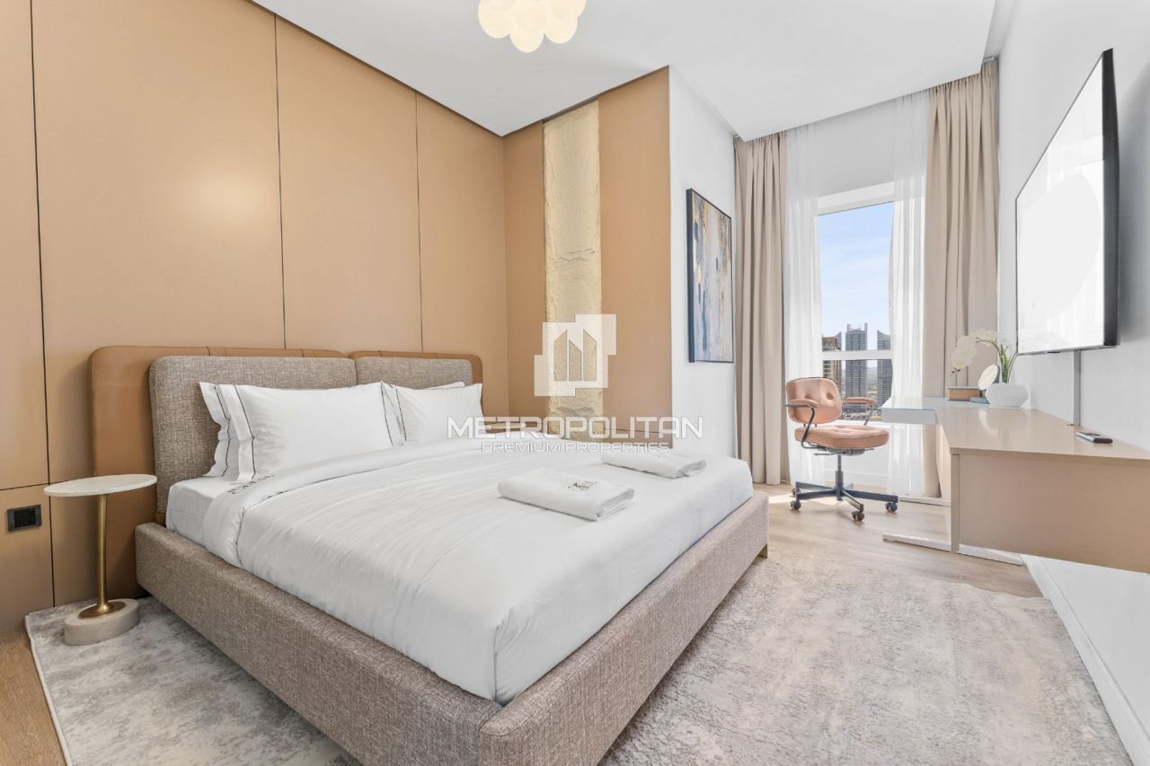 Apartment in Dubai, UAE, 185 m² - picture 19