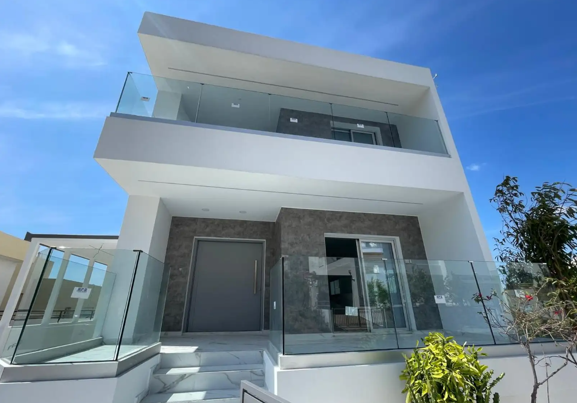 Maison à Limassol, Chypre, 400 m² - image 1