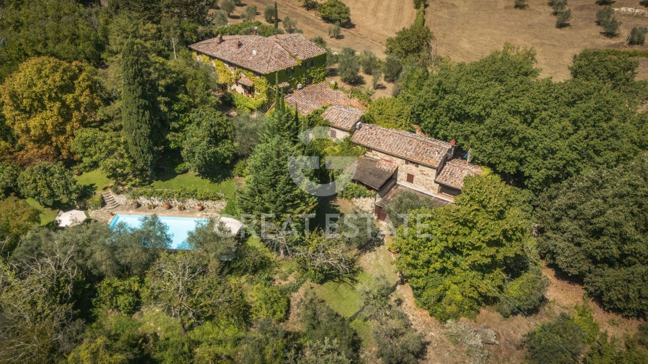 Casa en Castellina in Chianti, Italia, 820.7 m² - imagen 1