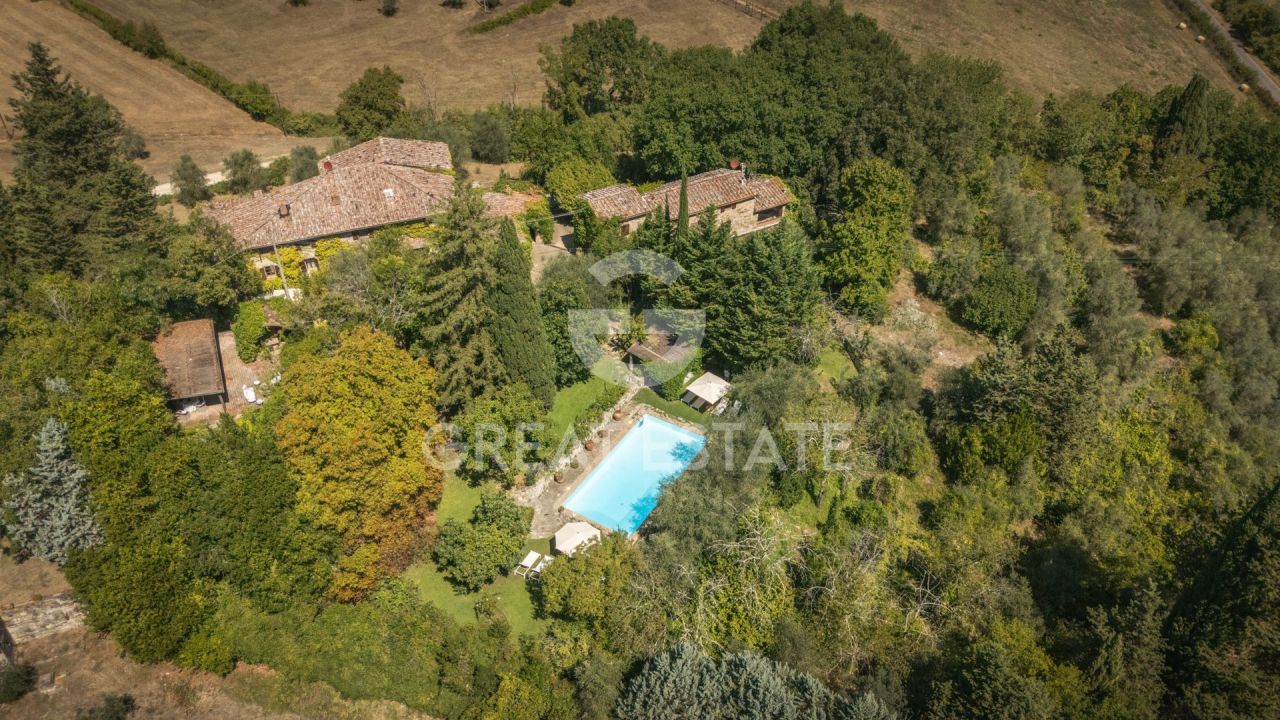 House in Castellina in Chianti, Italy, 820.7 m² - picture 3