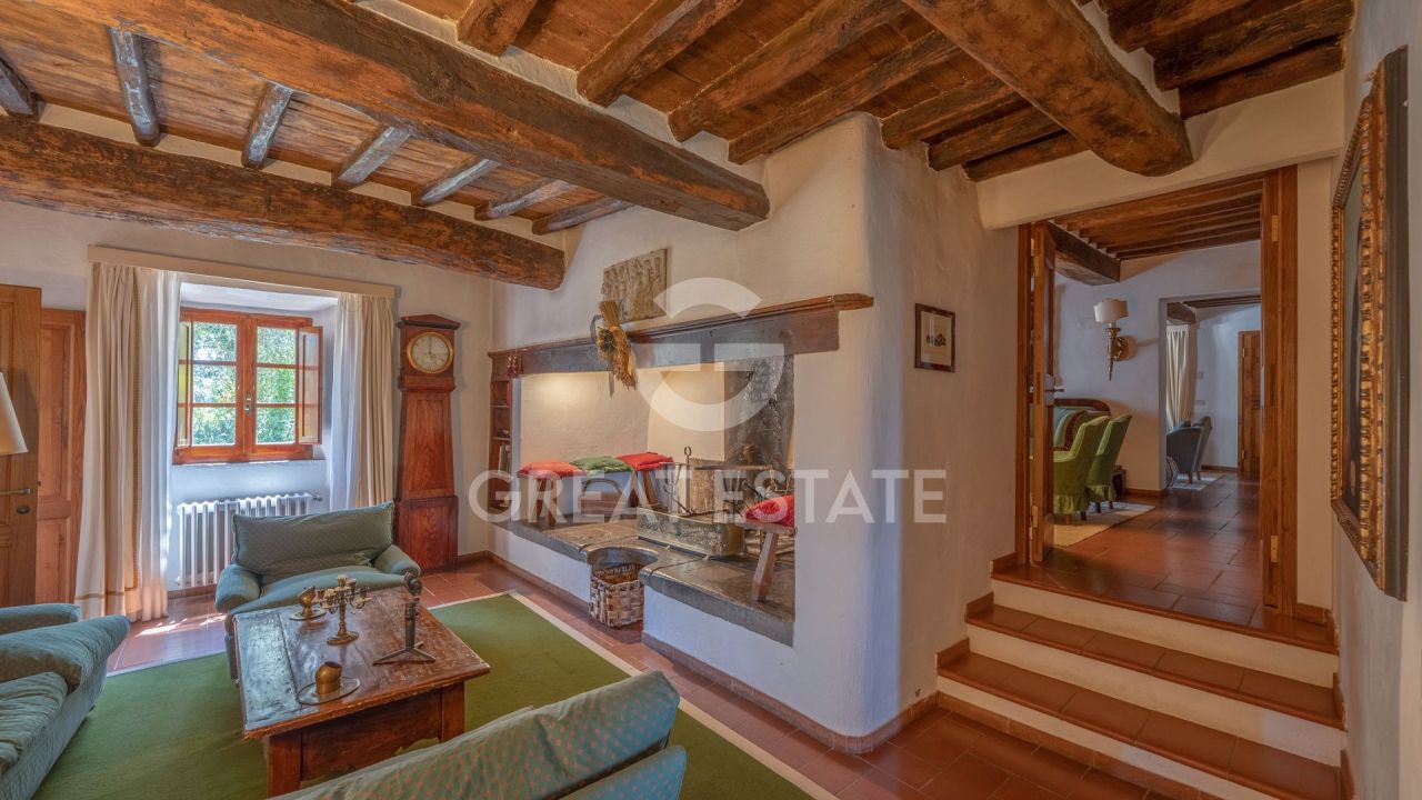 House in Castellina in Chianti, Italy, 820.7 m² - picture 12