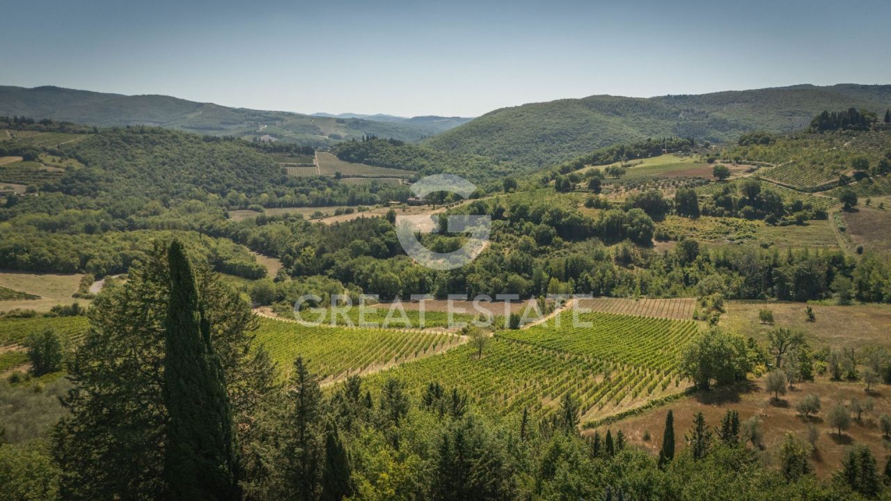 House in Castellina in Chianti, Italy, 820.7 m² - picture 17