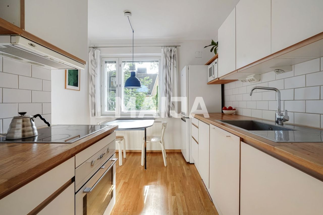 Apartment in Helsinki, Finland, 48 m² - picture 1