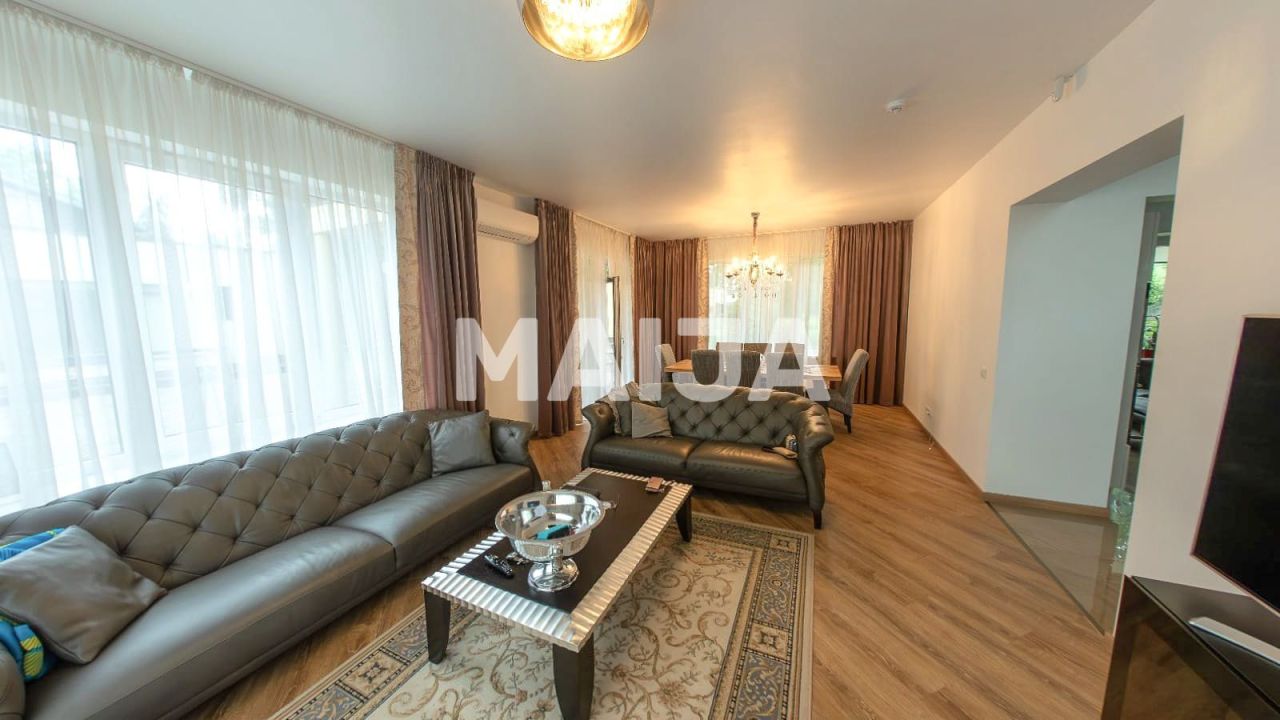 Maison à Riga, Lettonie, 311 m² - image 3