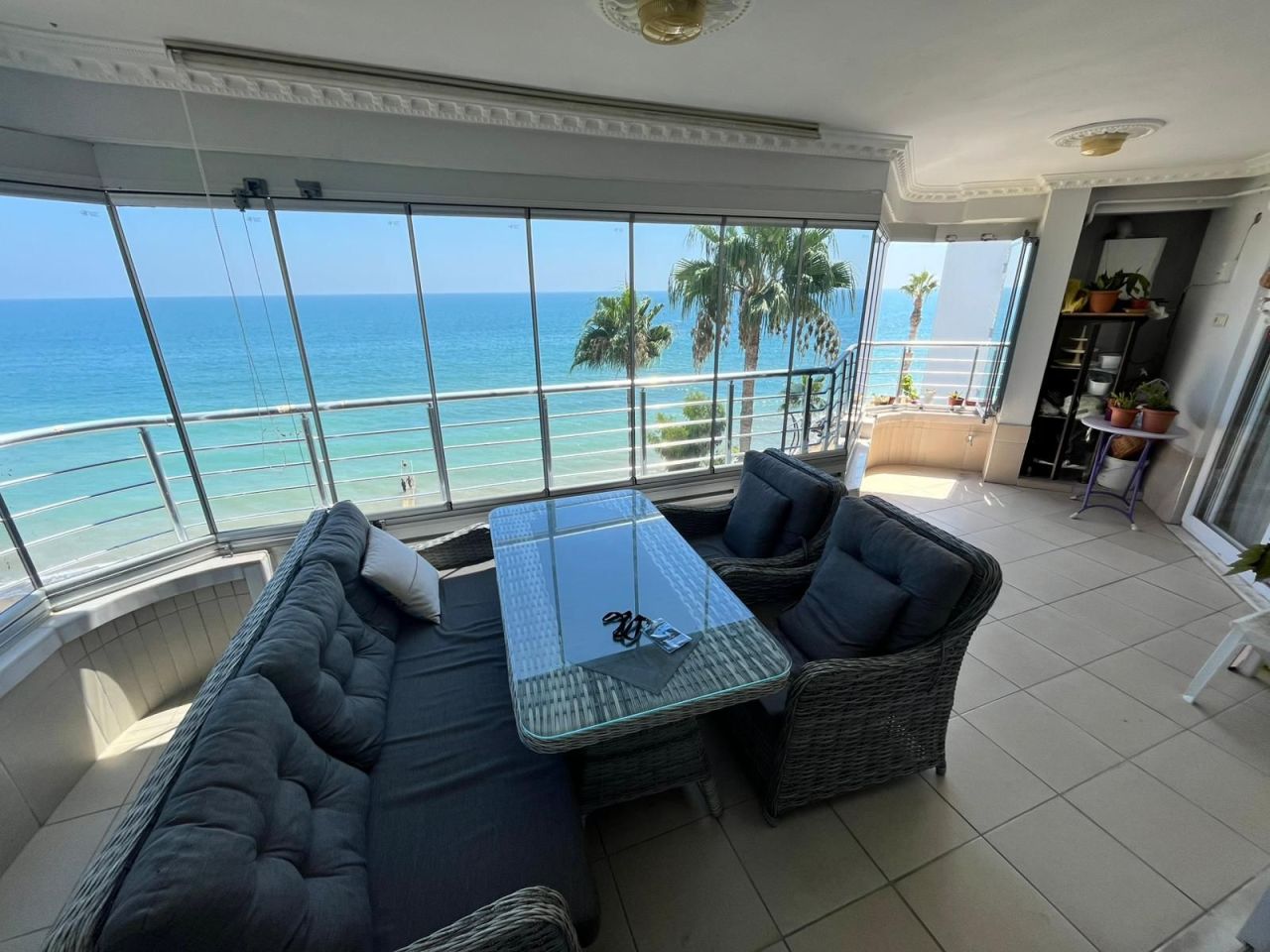 Appartement à Mersin, Turquie, 2 500 m² - image 1