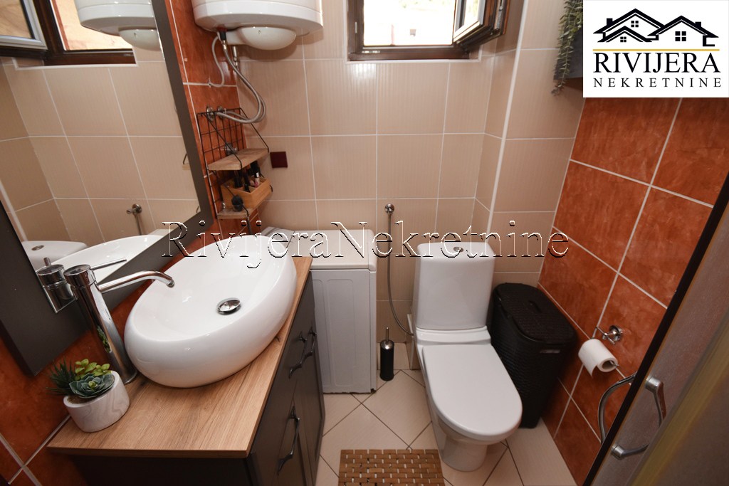 Appartamento a Herceg-Novi, Montenegro, 70 m² - foto 12