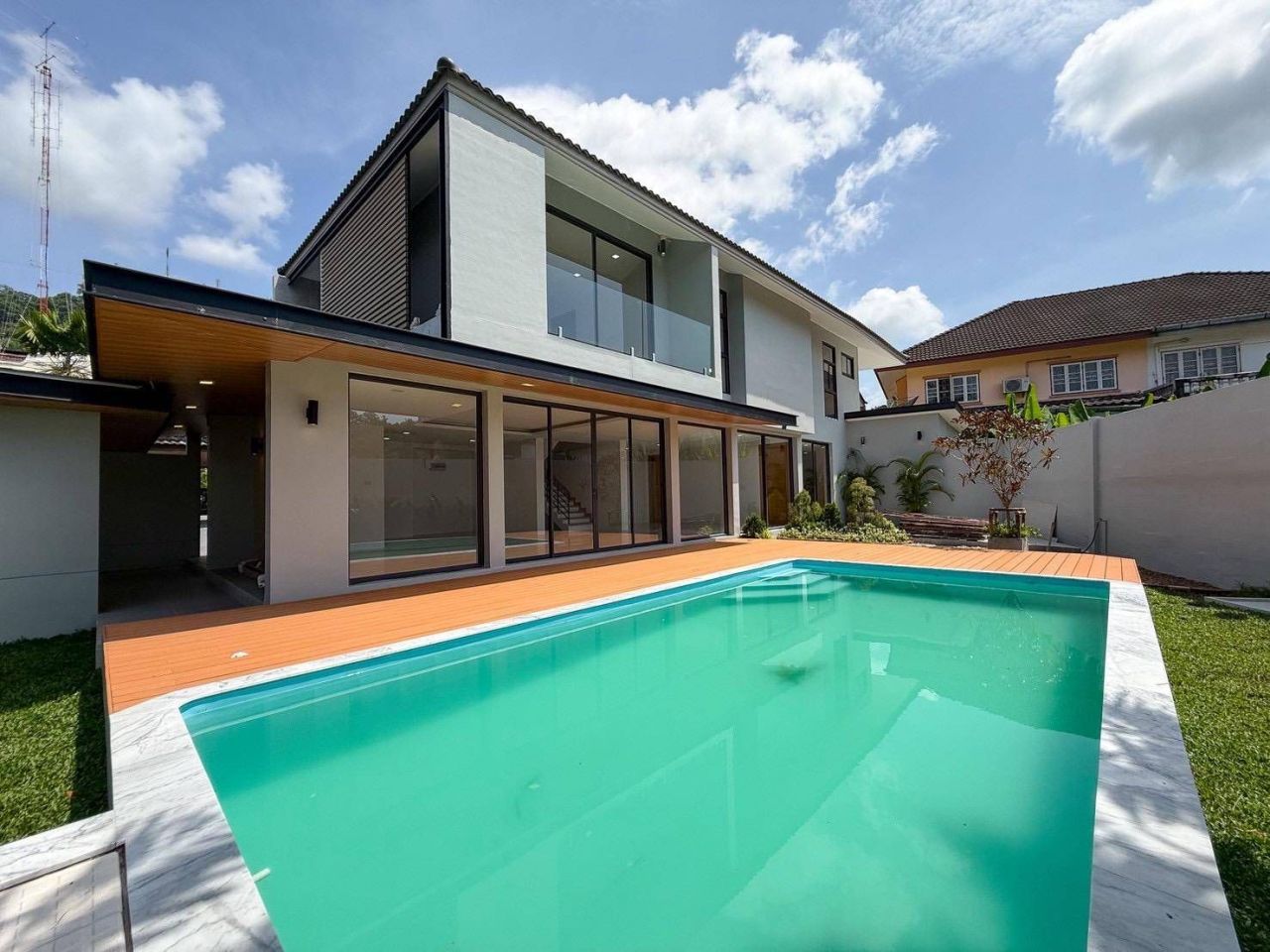 Villa in Phuket, Thailand, 428 m² - picture 1