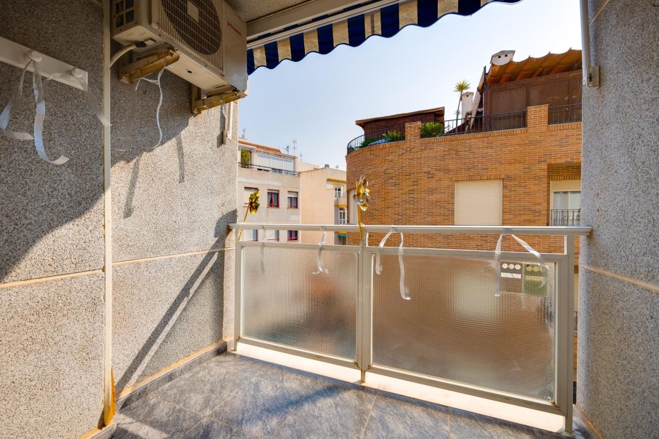 Appartamento a Torrevieja, Spagna, 60 m² - foto 3