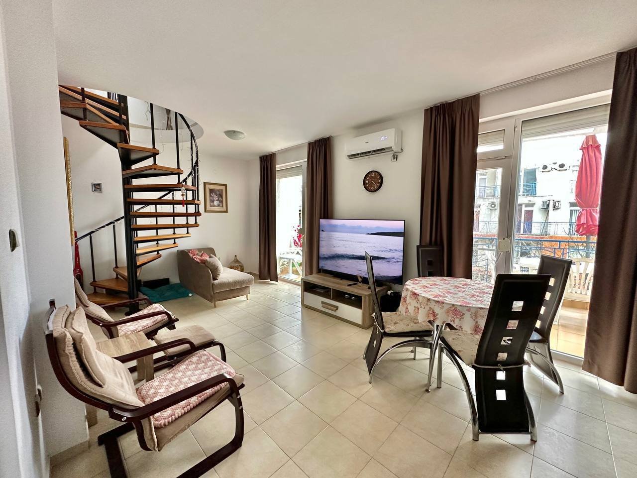 Appartamento a Spiaggia assolata, Bulgaria, 147 m² - foto 1