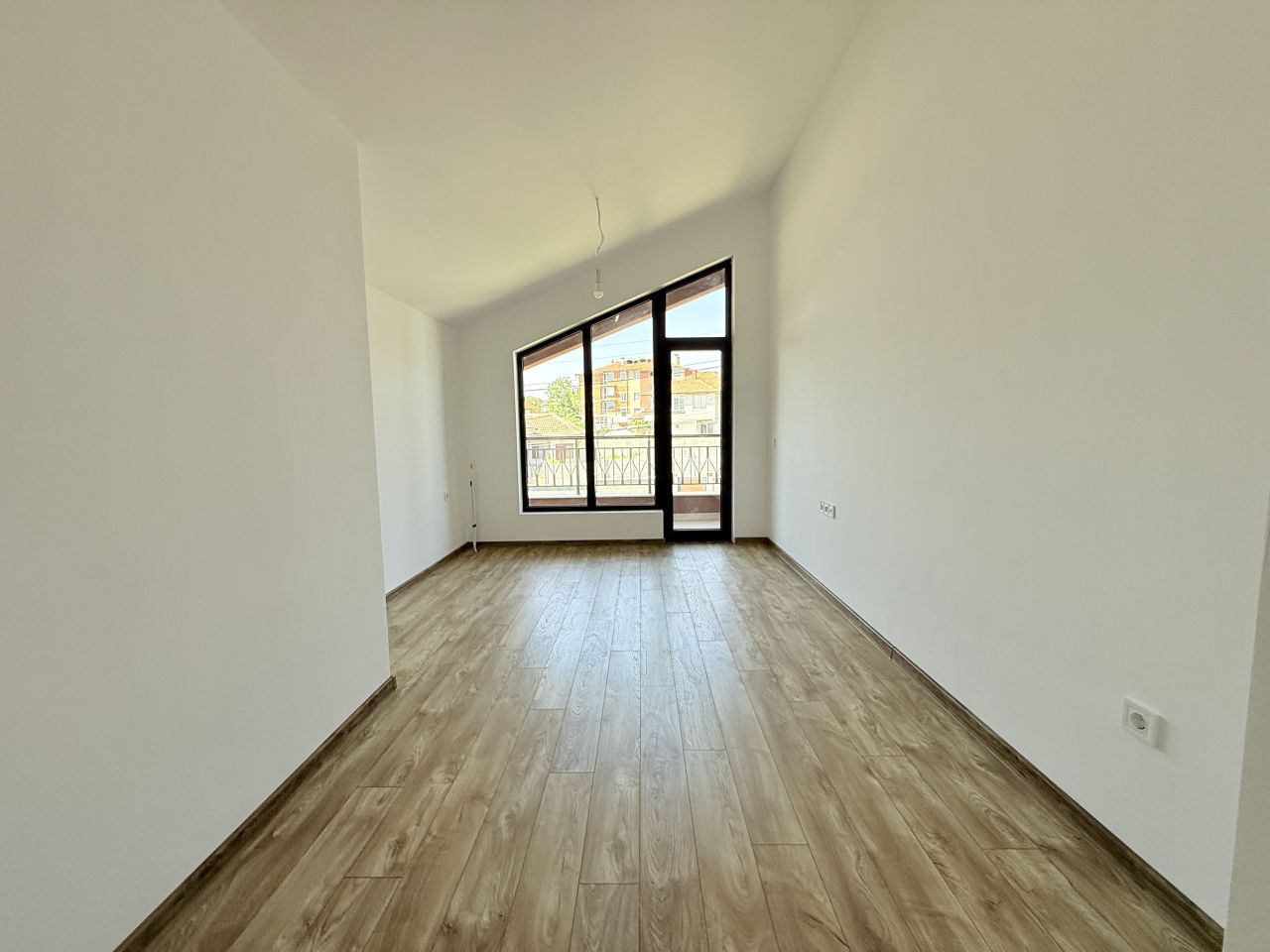 Maison à Tankovo, Bulgarie, 163.9 m² - image 12
