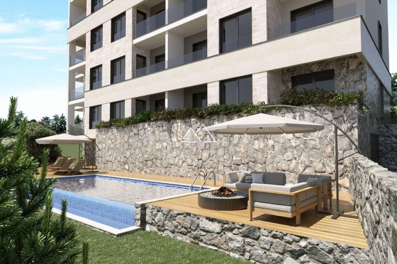 Apartment in Budva, Montenegro, 93 m² - Foto 1