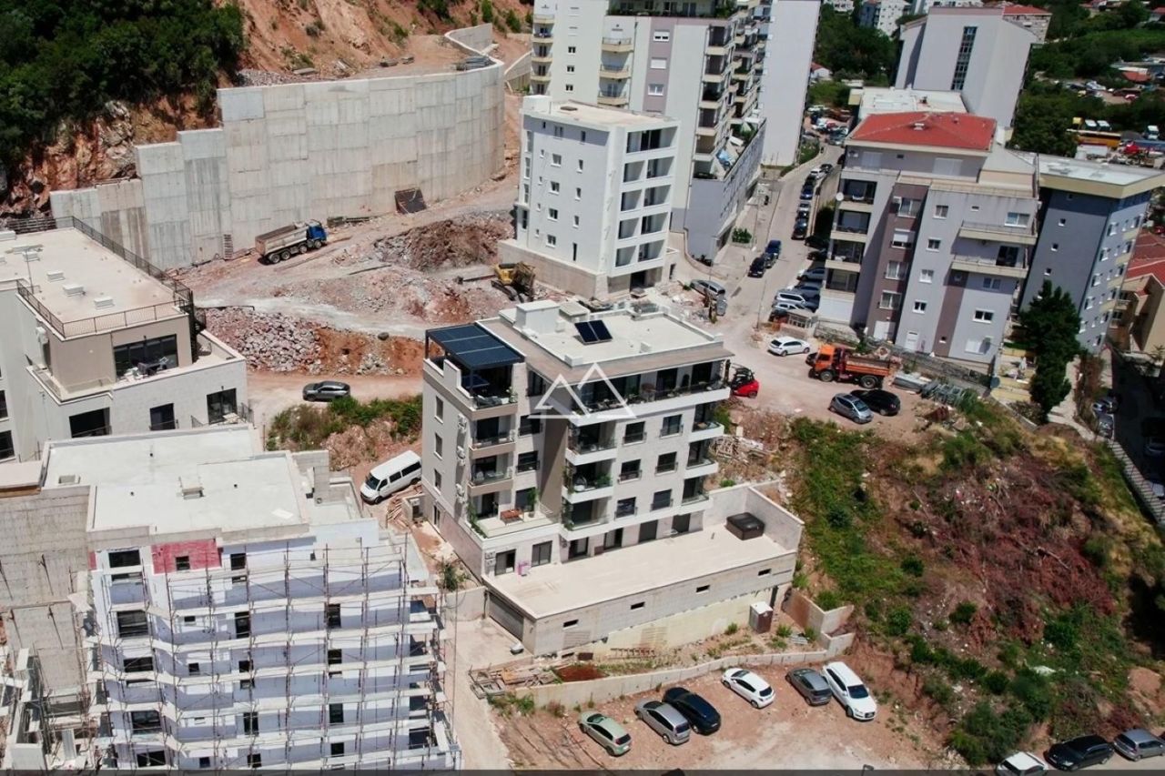 Apartamento en Budva, Montenegro, 46 m² - imagen 7