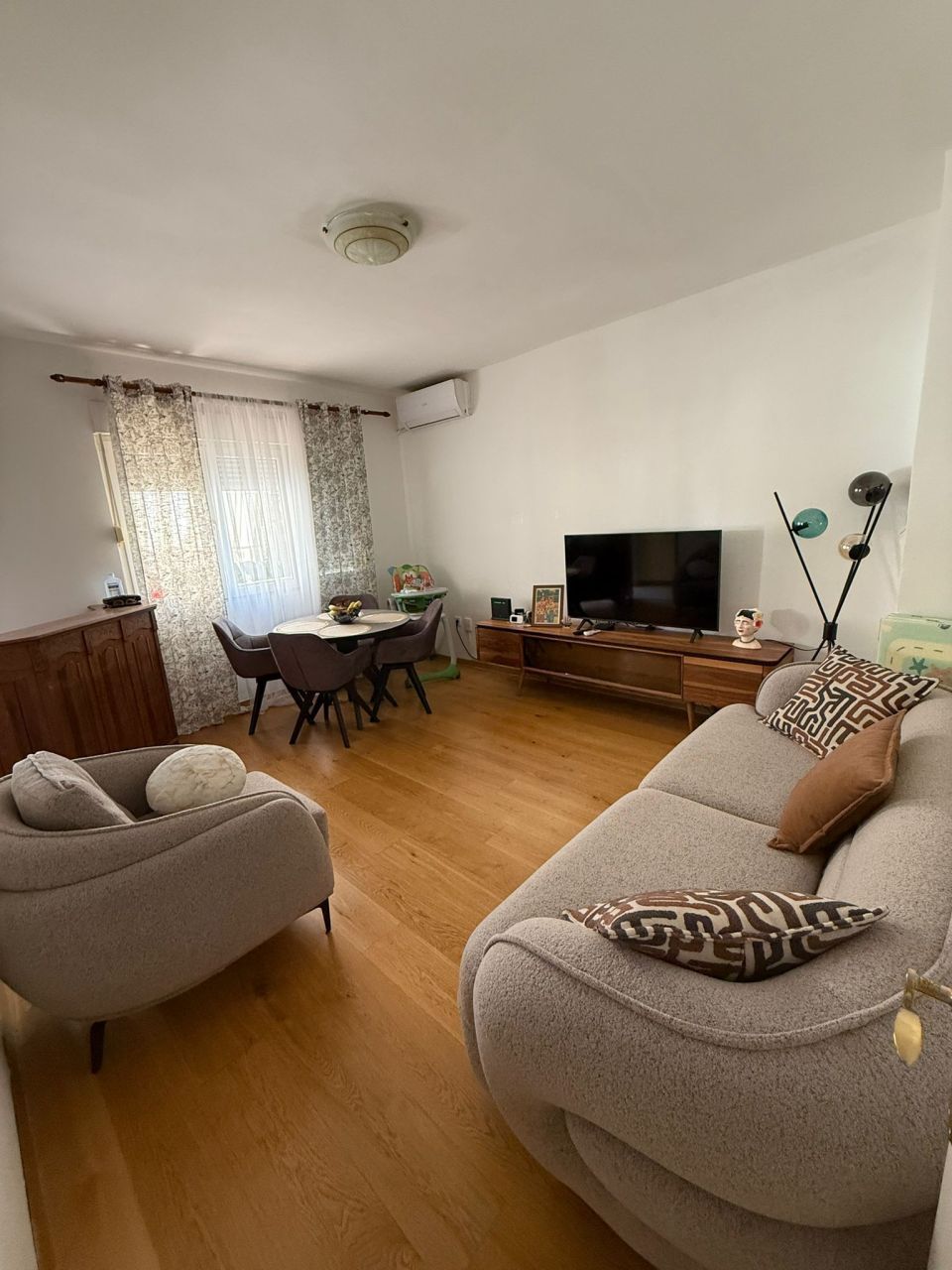 Apartment in Dobrota, Montenegro, 59 m² - picture 1