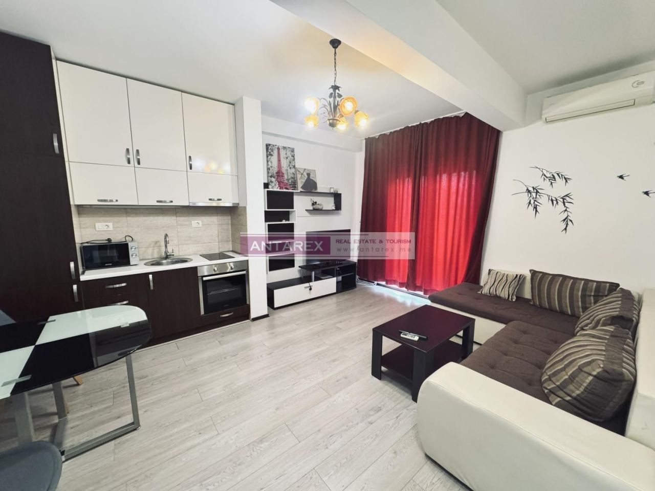 Apartment in Budva, Montenegro, 40 m² - picture 1