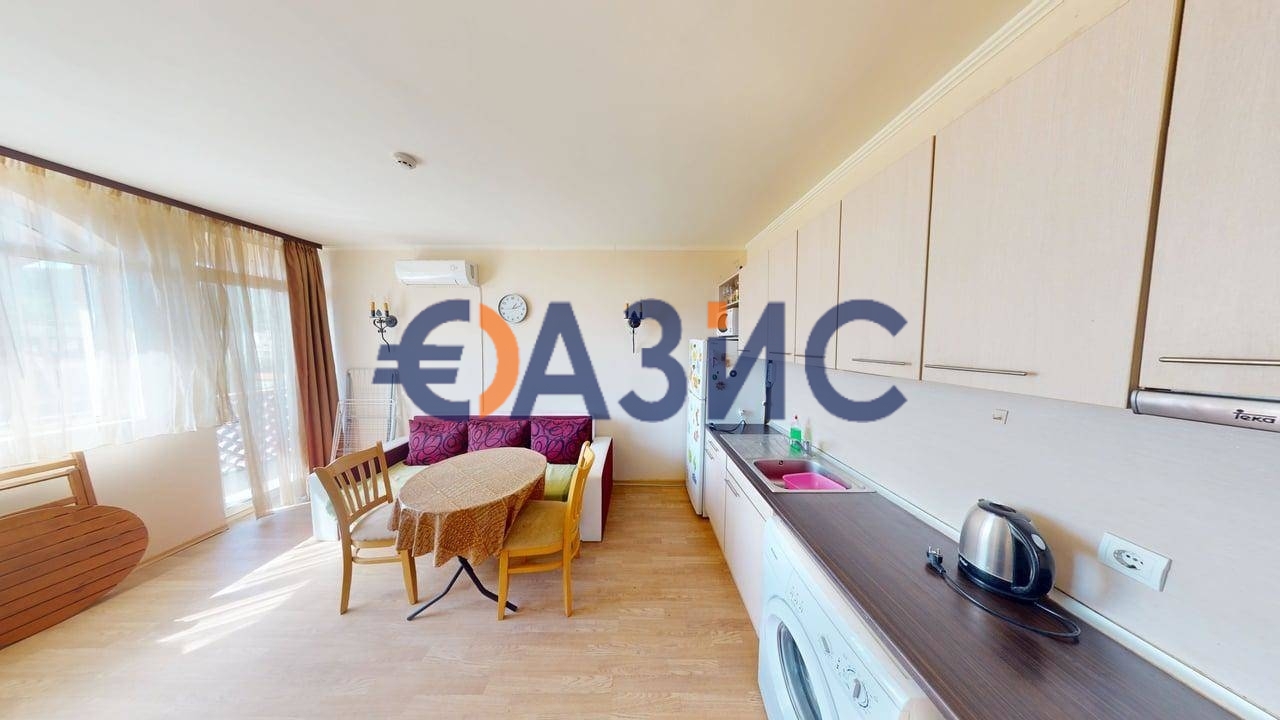 Apartment in Elenite, Bulgaria, 53 m² - picture 1