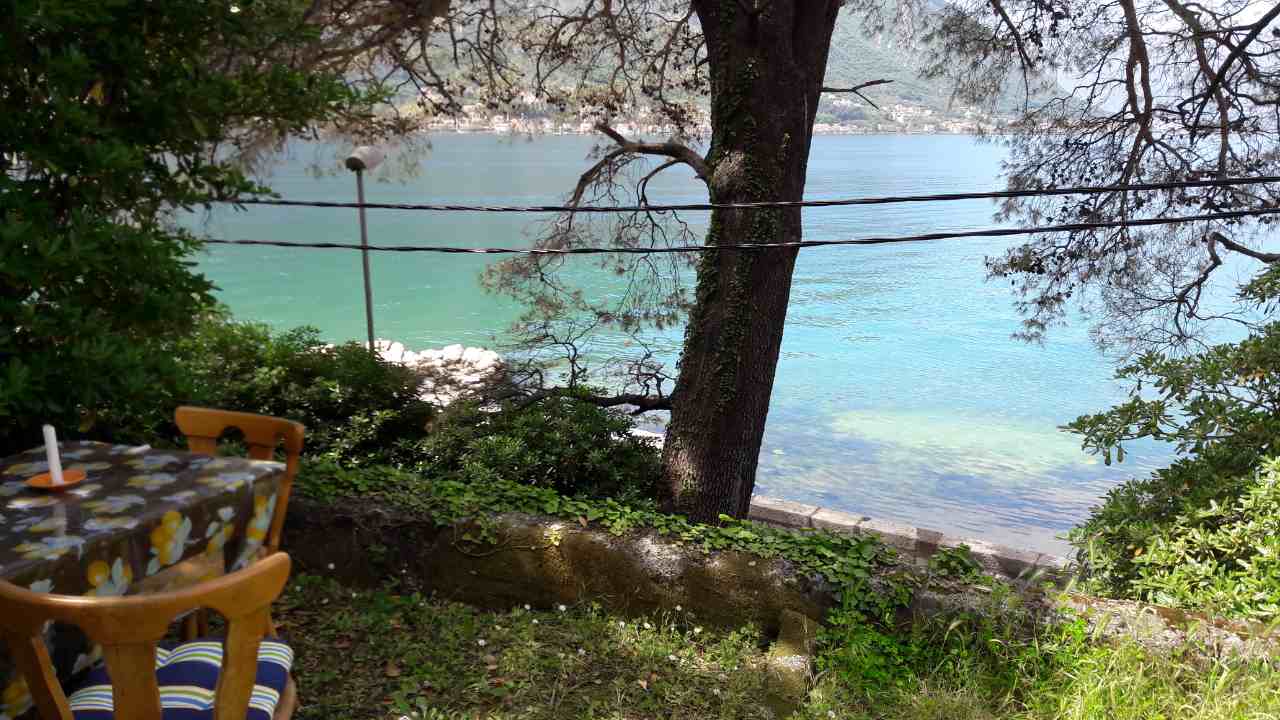 Investment project in Dobrota, Montenegro, 169 m² - picture 1