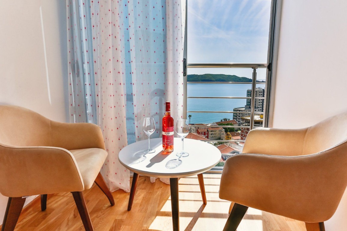 Appartamenti a Rafailovici, Montenegro, 90 m² - foto 1