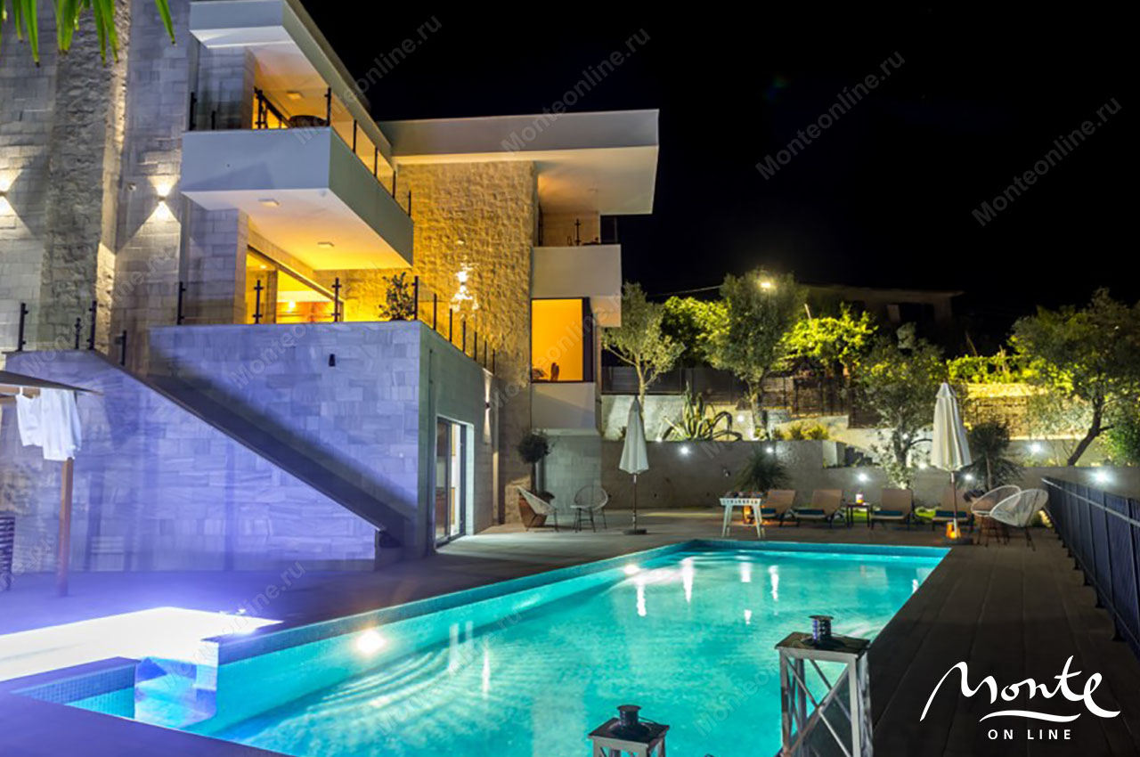 Villa en Denovici, Montenegro, 350 m² - imagen 1