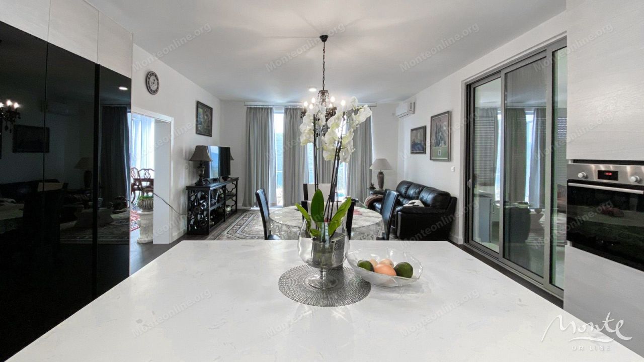 Villa in Kumbor, Montenegro, 338 m² - Foto 7