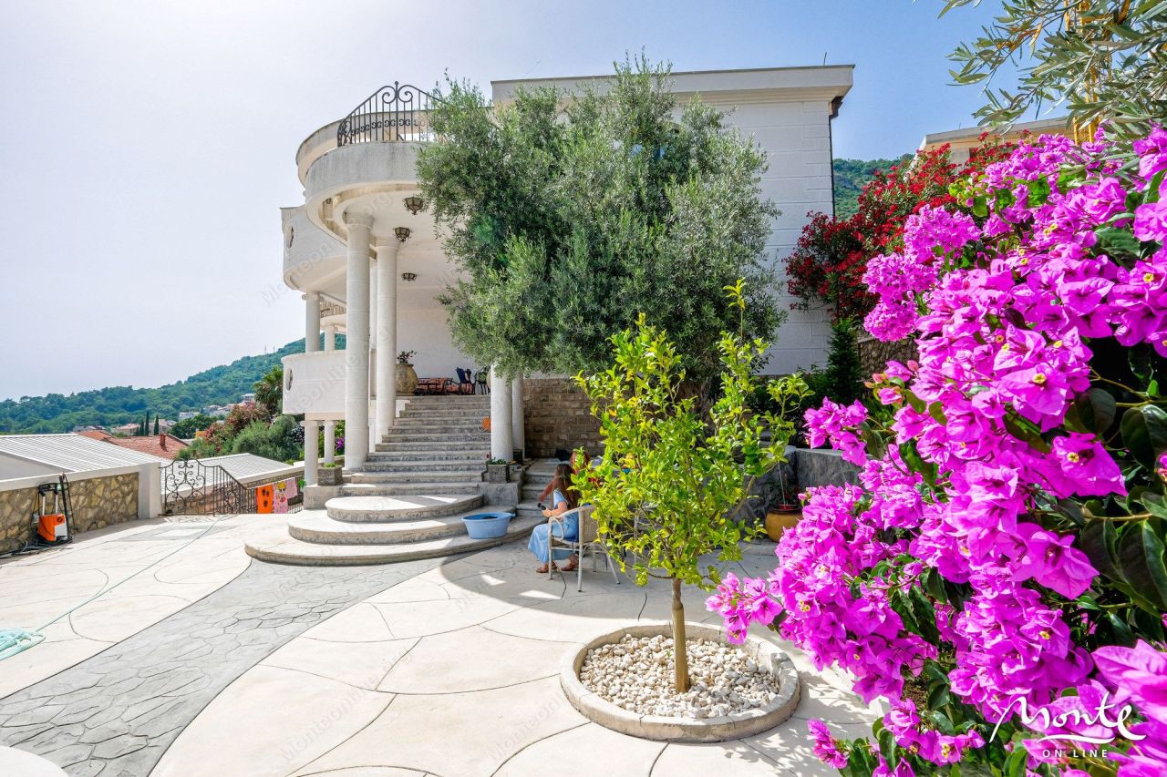 Villa a Petrovac, Montenegro, 560 m² - foto 7