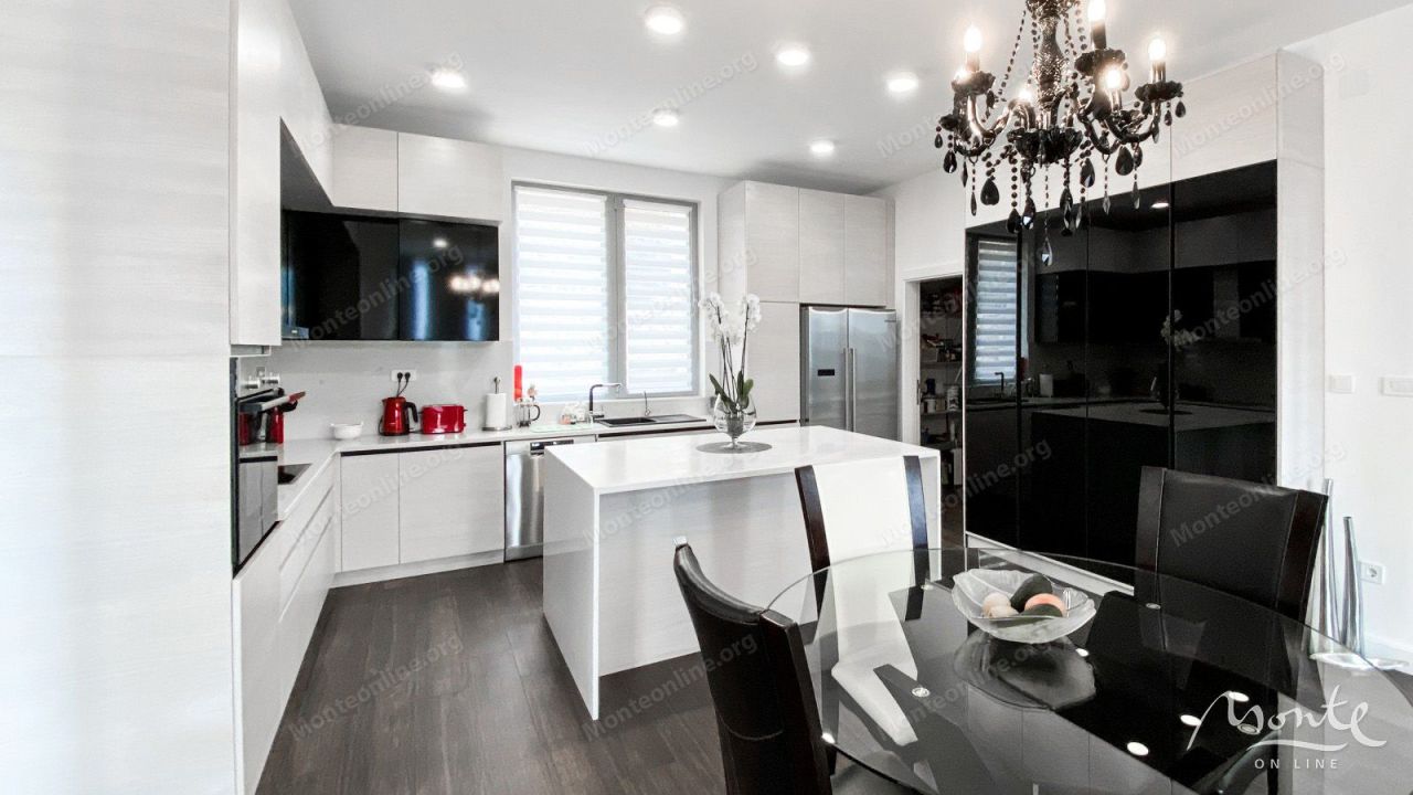 Villa in Kumbor, Montenegro, 338 m² - Foto 9