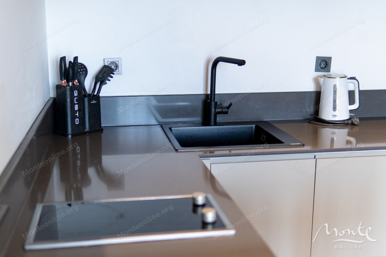 Apartment in Kavac, Montenegro, 25 m² - picture 9